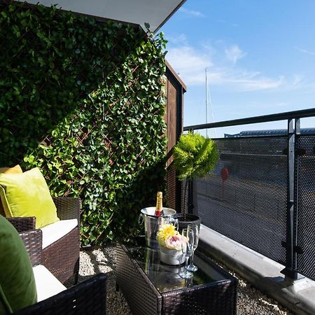 Sea View Luxury City Centre - Best Location Голуэй Экстерьер фото